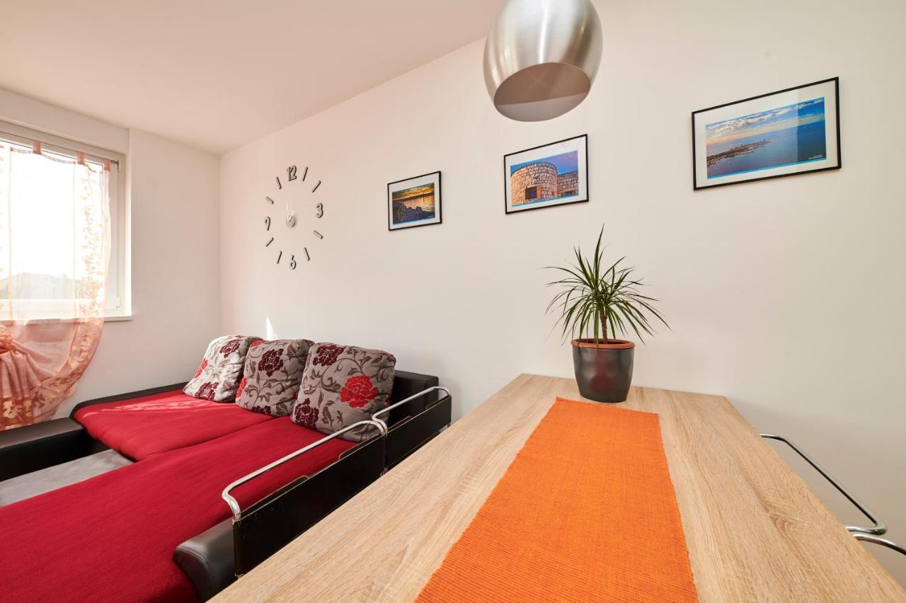 Ferienwohnung De Cero Umag Exterior foto
