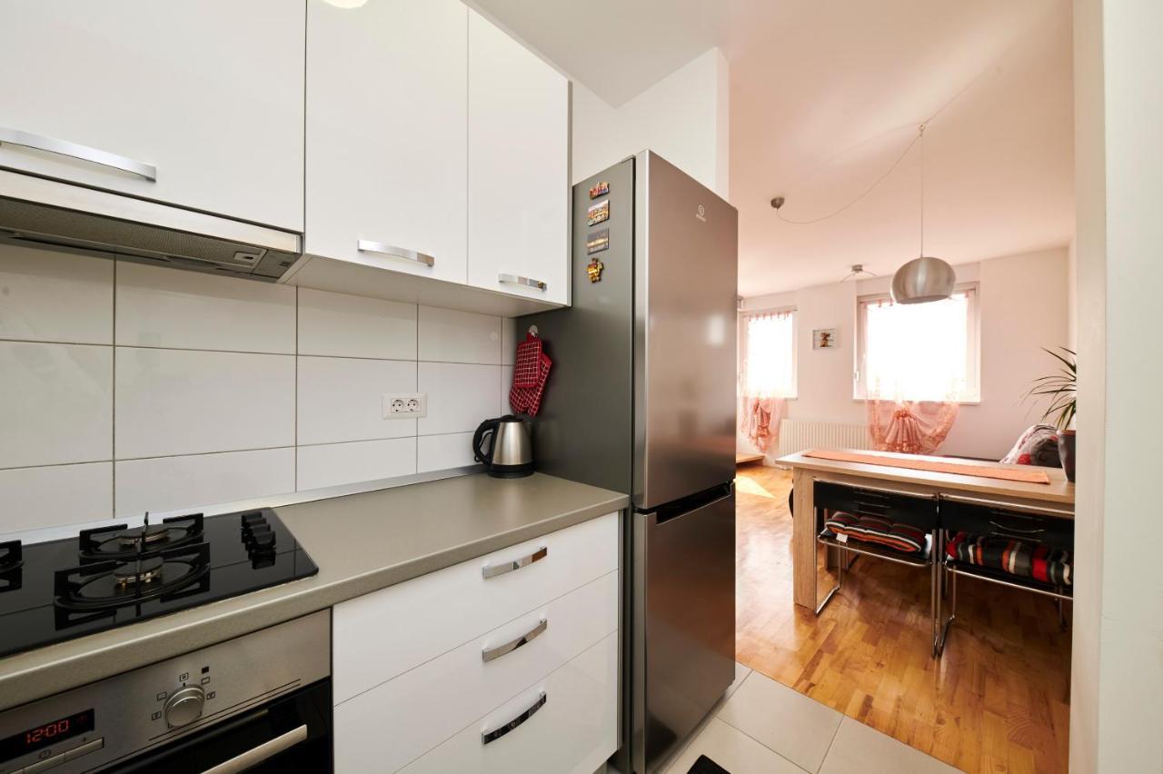 Ferienwohnung De Cero Umag Exterior foto