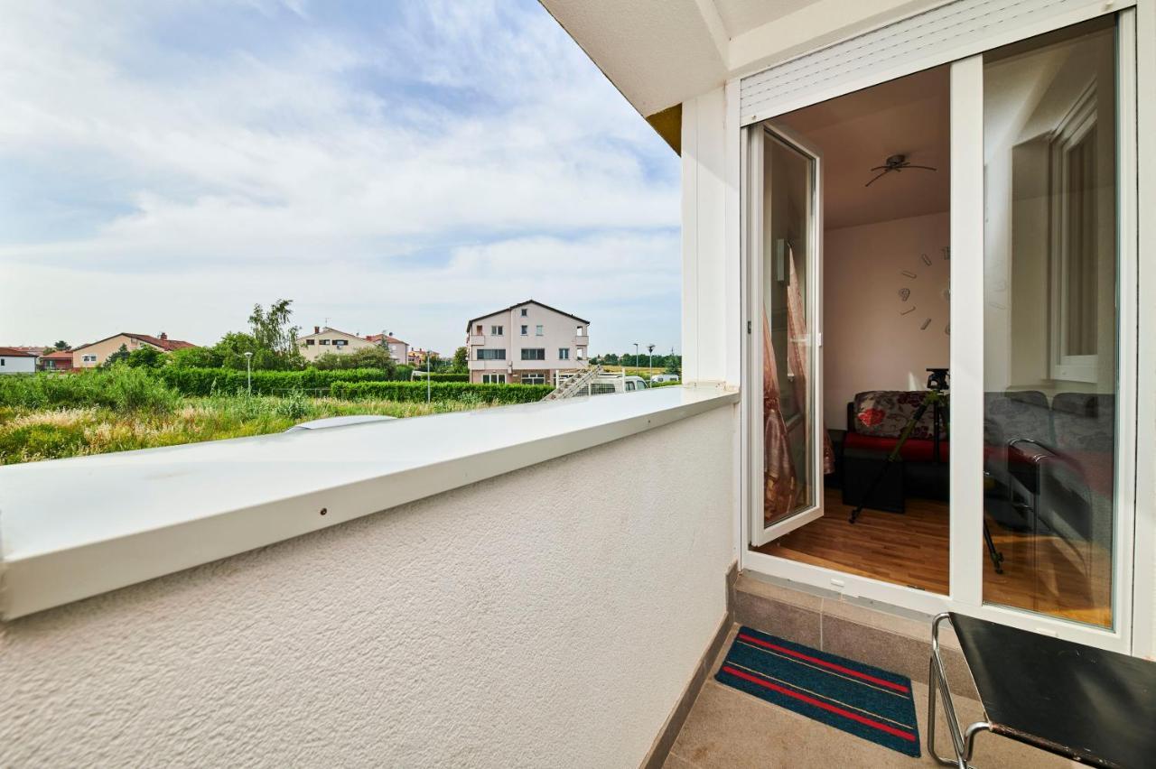 Ferienwohnung De Cero Umag Exterior foto